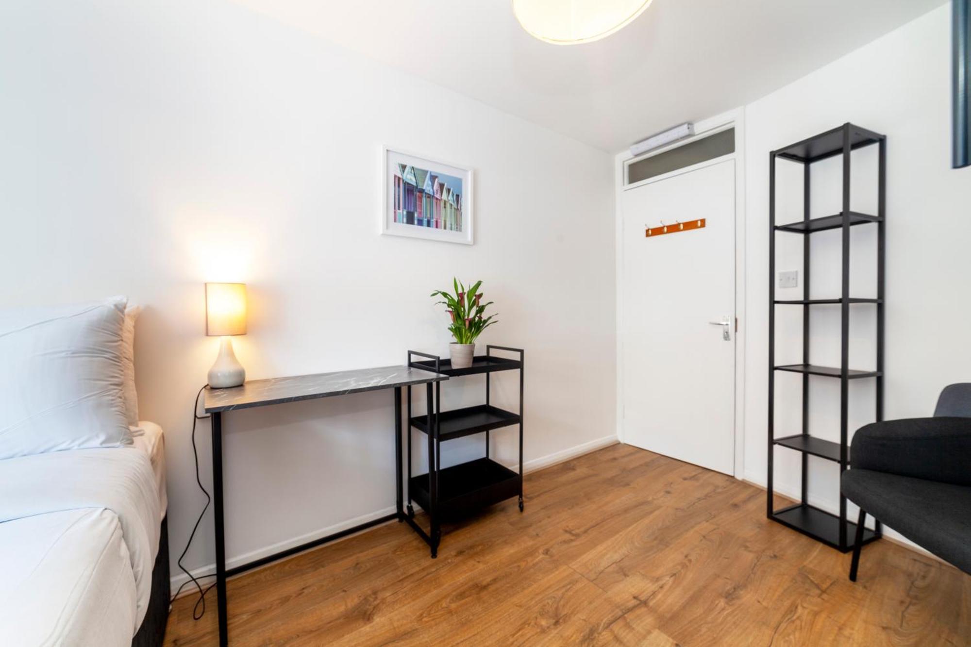 Vibrant 2br Flat In The Heart Of Fitzrovia Appartamento