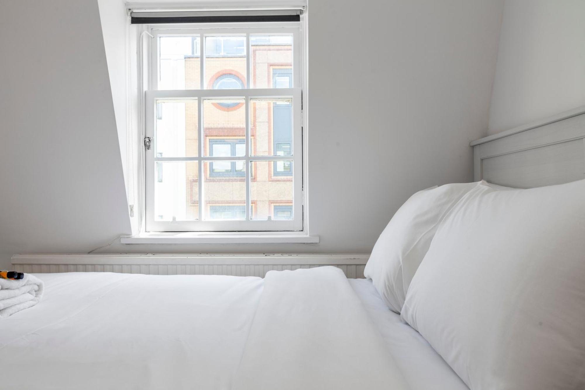 Vibrant 2br Flat In The Heart Of Fitzrovia Appartamento Londra